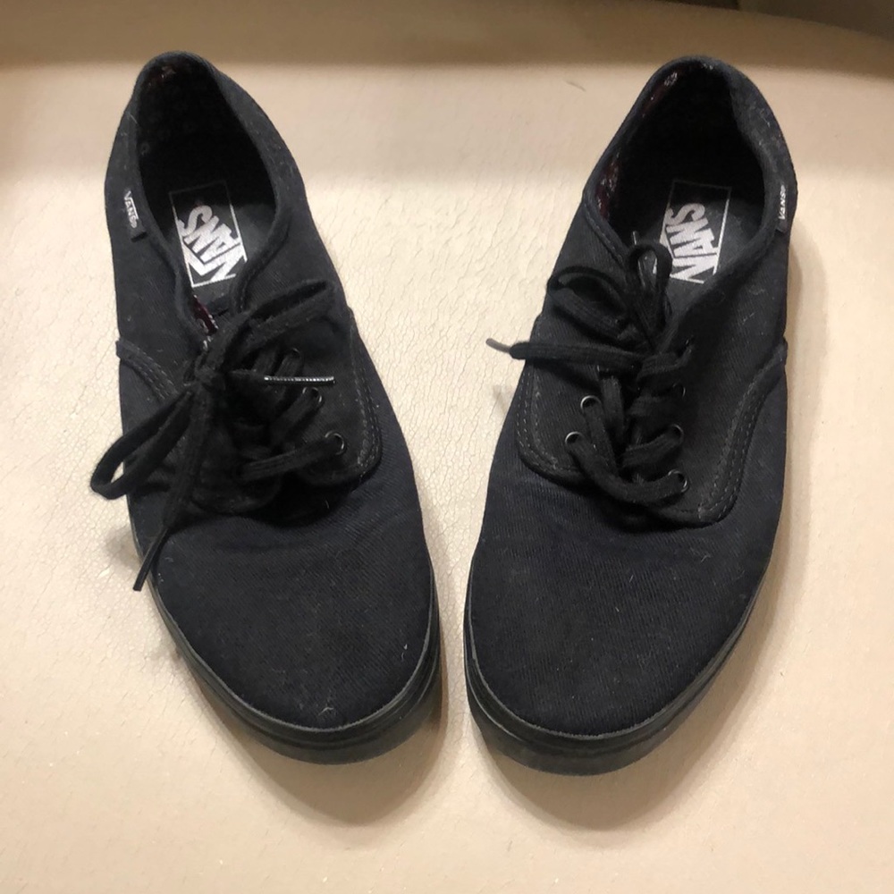 Black sz9 vans